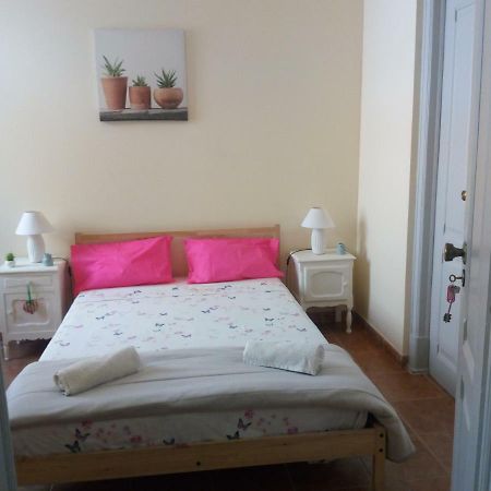 Rooms 4 You Quarto Rosa Portimao Exterior photo